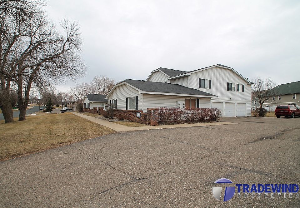 1st image of 645 Whispering Ln
