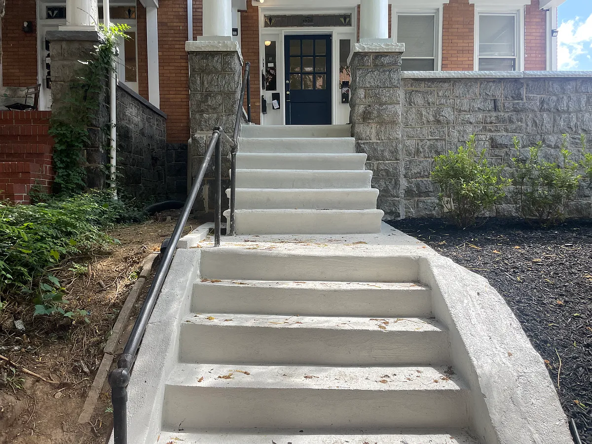 Building Photo - 3301 Guilford Ave #1