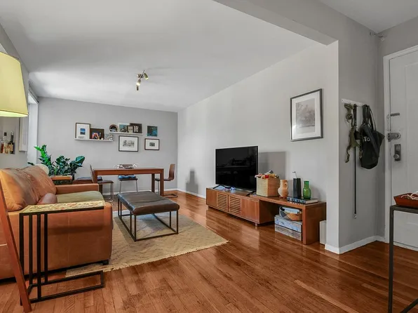 35-40 75th St, Jackson Heights, NY 11372