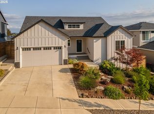 2898 NW Mount Ashland Ln, McMinnville, OR 97128
