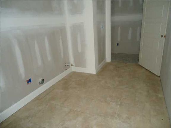 3rd image of 6271 Musket Ln Unit 354