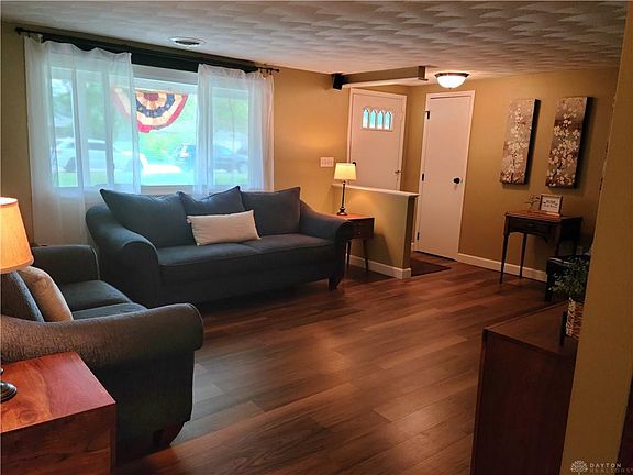 4th image of 105 Northmoor Dr