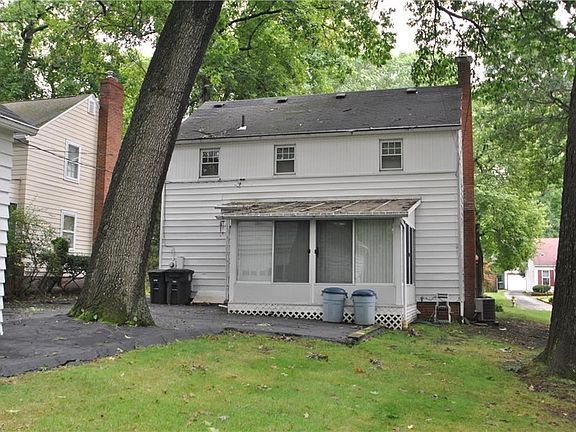 2nd image of 266 Melbourne Ave