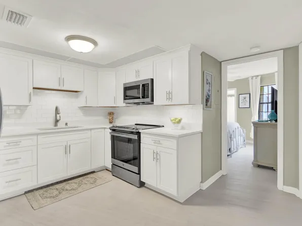 2069 NE Collins Circle #7-50, Jensen Beach, FL 34957