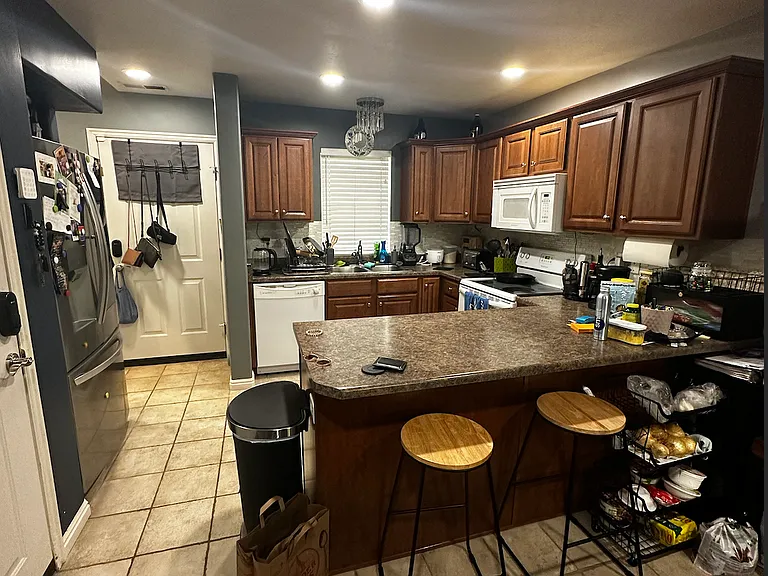 Kitchen area