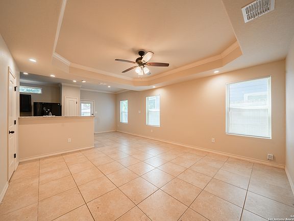 4th image of 7026 LAKEVIEW DR