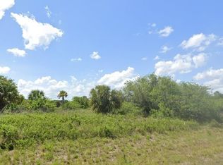 305 Houston Pl, Labelle, FL 33935