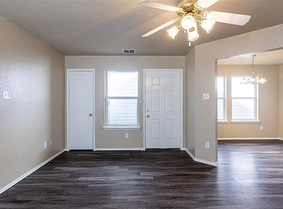 5th image of 1436 Pine Ln