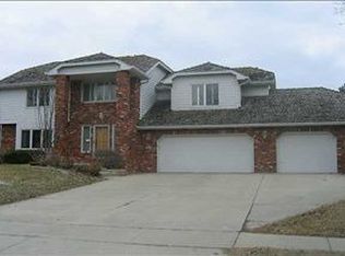 801 58th St, West Des Moines, IA 50266