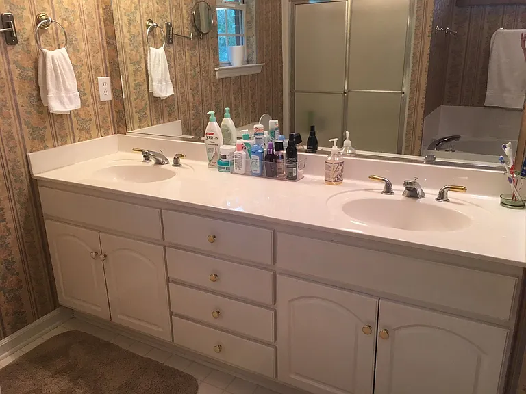 Master bath with double sinks