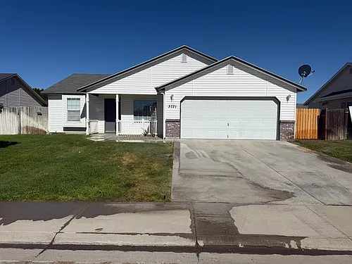 3721 Pierre Ave Photo 1