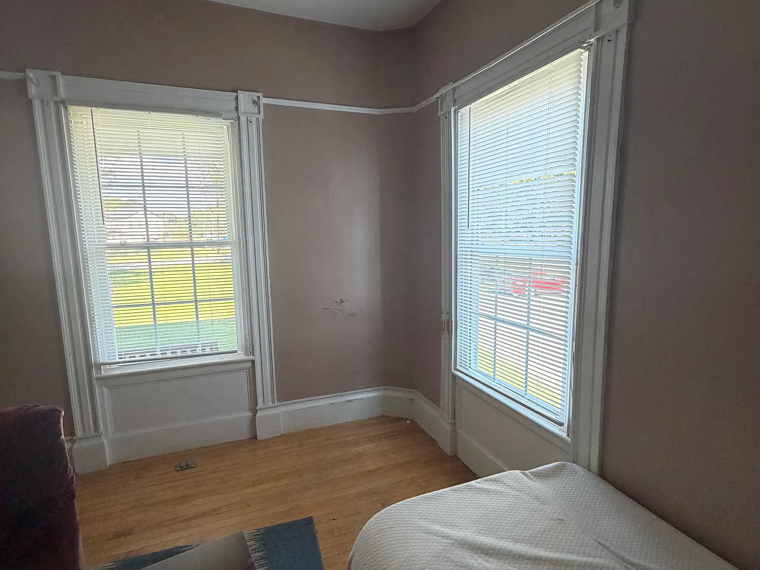 8 bed, 6.5 bath, 4500 sqft, $800 — Photo 2