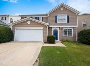 1812 Devonridge Dr, Fuquay Varina, NC 27526