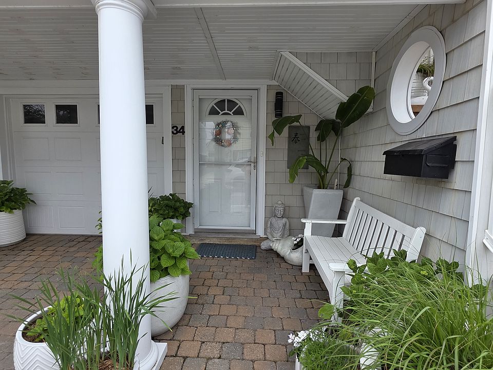 Private entrance