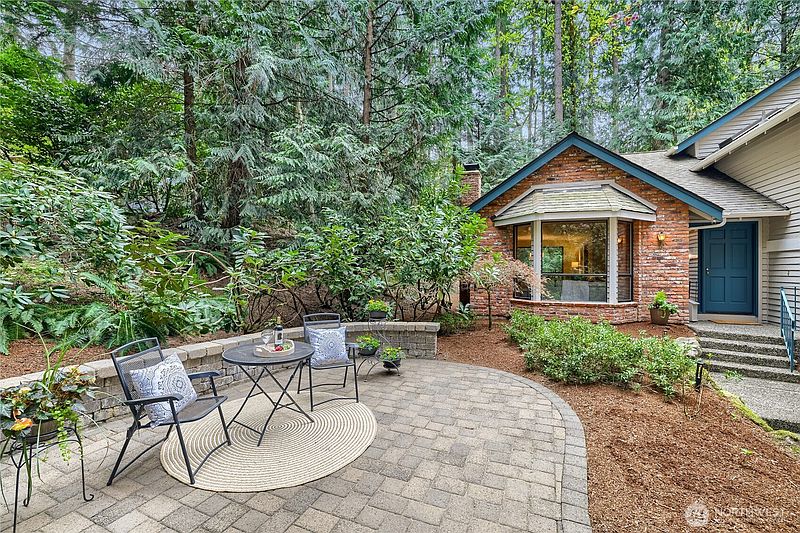 3rd image of 20525 NE 68th Street
