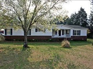 8 Walden Ln, Lexington, GA 30648