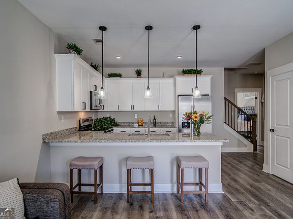 4th image of this home