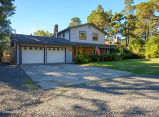 315 3rd St, Gearhart, OR 97138