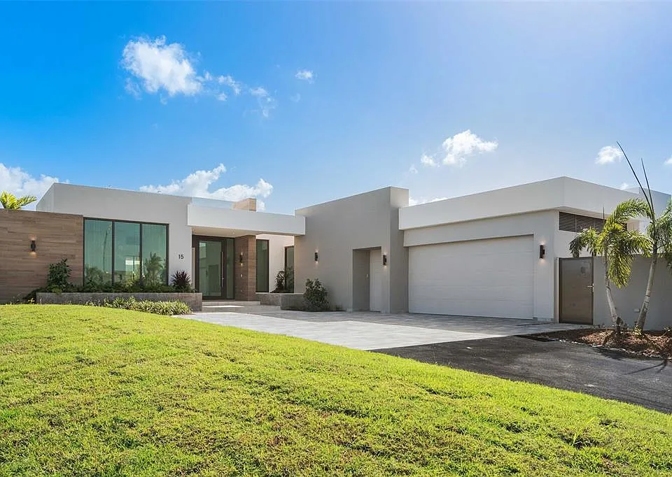 15 The Isles At Dorado Bch