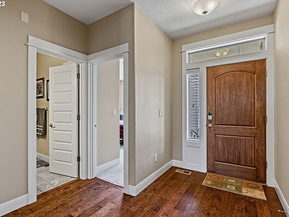 5th image of 5304 NE 124th St