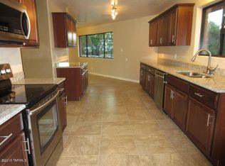 1529 N Plaza De Lirios, Tucson, AZ 85745