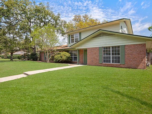 2nd image of 127 English Village Dr
