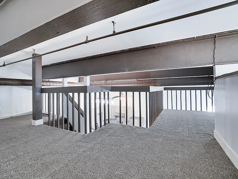 633 McKinley St #102 — Photo 8