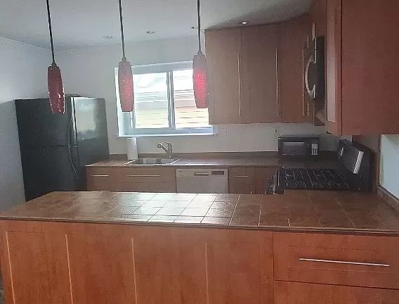 5th image of 4301 Martha Ave