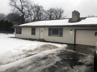 5706 Charles St, Rockford, IL 61108