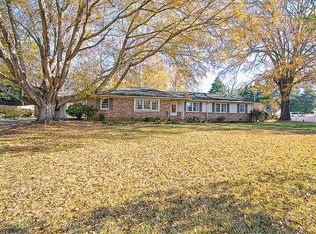 301 Hunting Rd, Greenwood, SC 29646