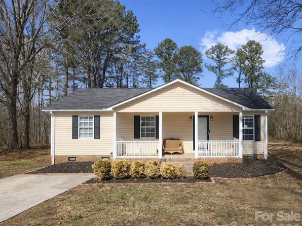115 Ridge Ave, Cherryville, NC 28021