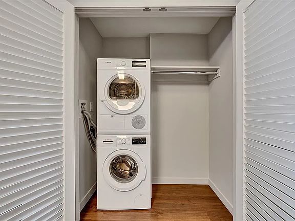 5th image of 103 Polk St #709