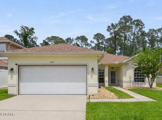 5424 Frederick Lake Dr, Port Orange, FL 32128
