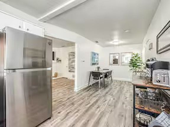 5th image of 4224 N Kavanagh Ave