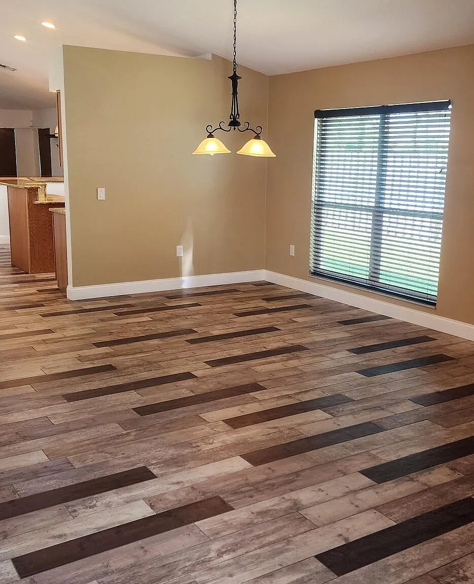 4 bed, 2.0 bath, 1995 sqft, $3,000 — Photo 2