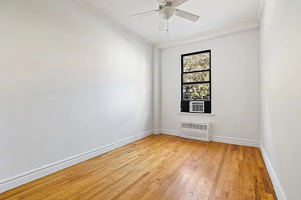 Rented by SERHANT. | media 20