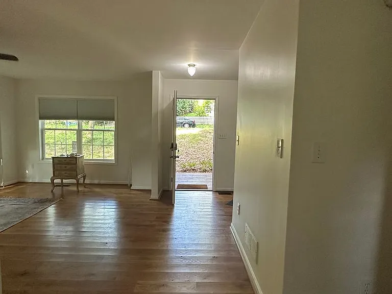 250 Hodgson Dr — Photo 20
