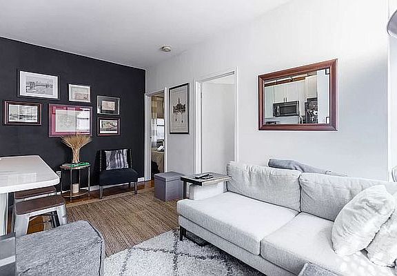 5th image of 163 Mulberry St APT 10