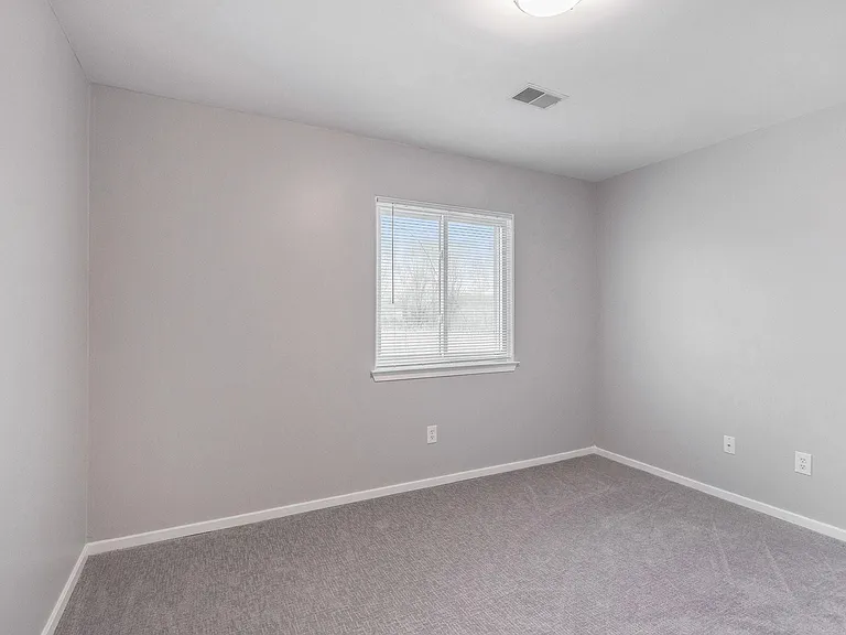 9527 Greenfield Ct — Photo 12