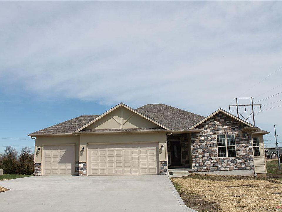 1st image of 2535 James Ln