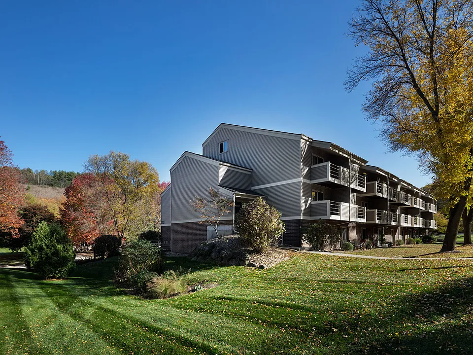 Cedar Glen Apartments (Phase I and II)