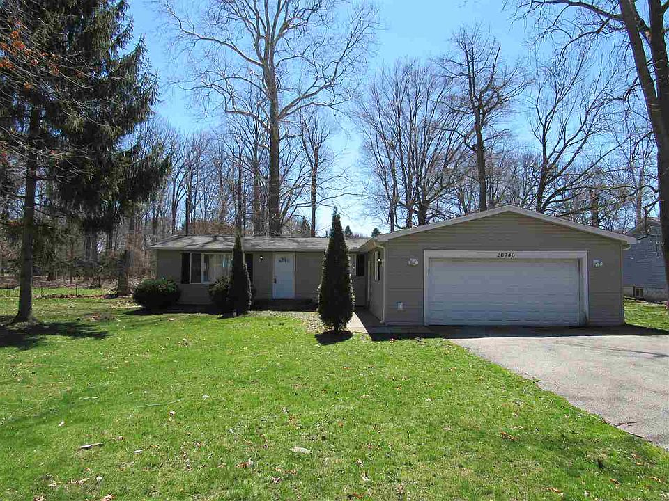 1st image of 20740 Roycroft Dr