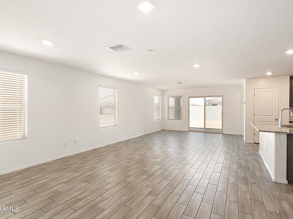 2nd image of 36644 W SAN ALVAREZ Avenue