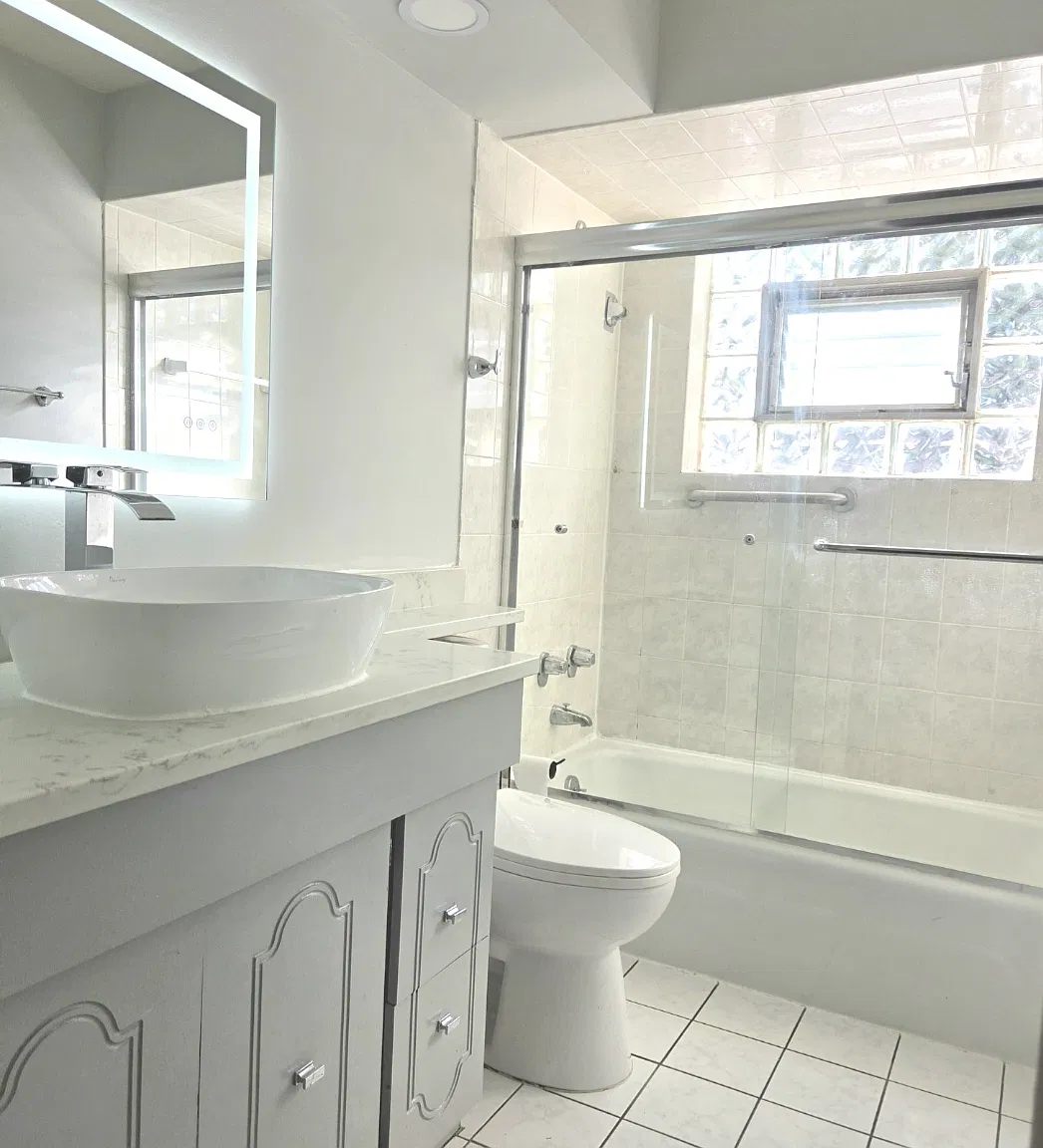 2 bed, 1100 sqft, $1,950 — Photo 3