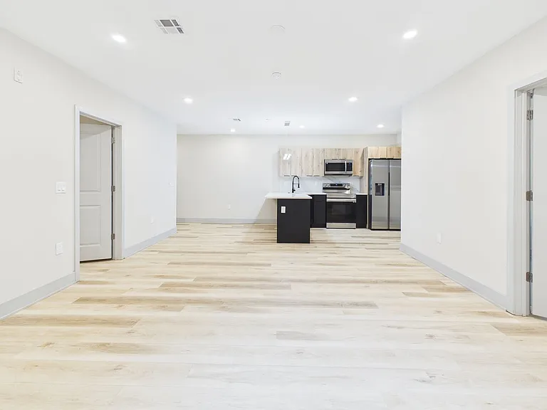 2nd Street Lofts -Newly Constructed Modern Apartments — Photo 5