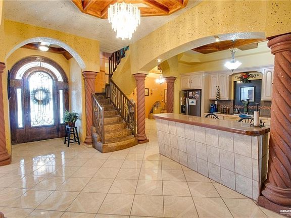 4th image of 2817 Nacona Dr