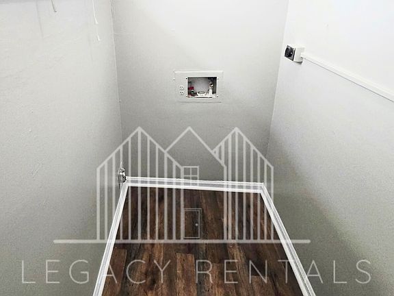 4th image of 181 Miller Dr #3