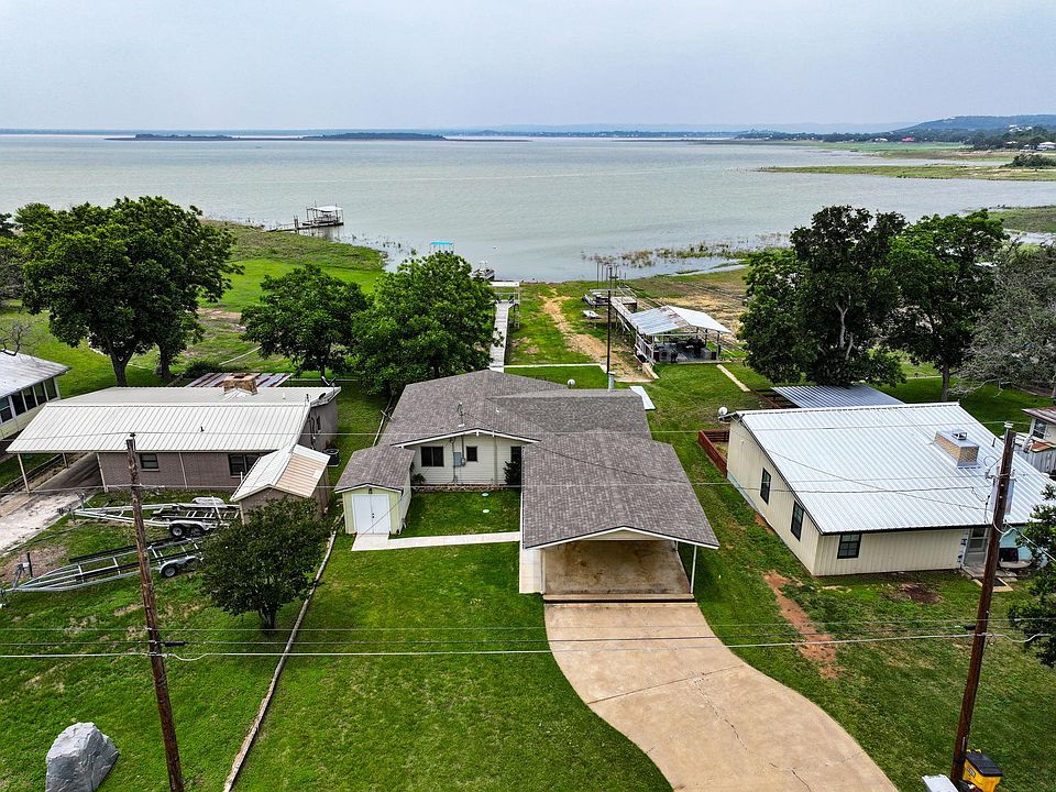 1st image of 321 Lakewood Drive