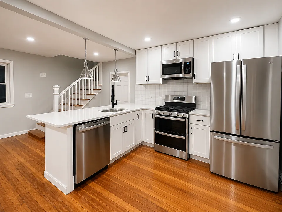 25 Alice St #1F