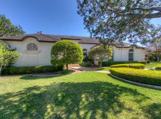 5 Autumn Oaks Pl, The Hills, TX 78738